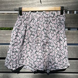 Hollister High Waisted Skater Printer Skirt Size S NWT